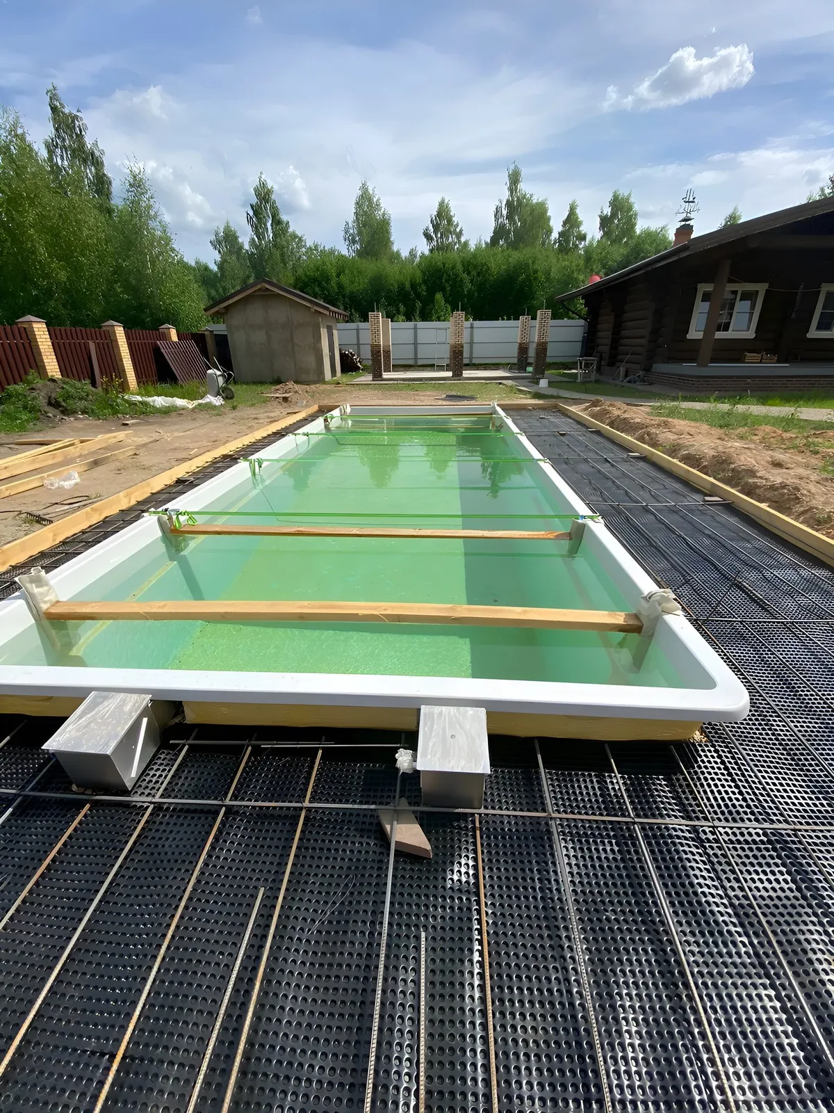 Laguna 9 — вечернее освещение в Нижнекамске